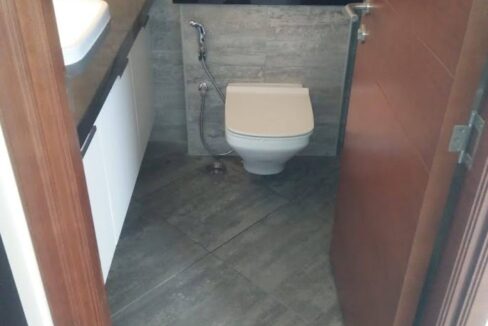 WhatsApp Image 2025-08-20 at 22.07.09_413bdc41