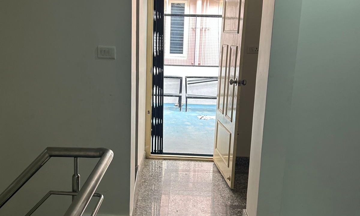 WhatsApp Image 2025-10-27 at 9.17.18 PM (1)