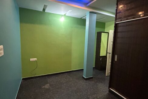 WhatsApp Image 2025-10-27 at 9.17.21 PM (1)