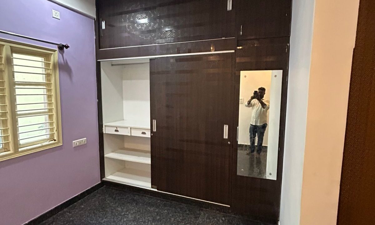 WhatsApp Image 2025-10-27 at 9.17.23 PM