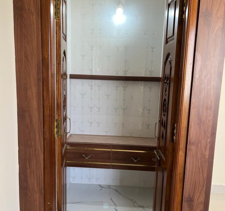 WhatsApp Image 2025-10-28 at 4.49.13 PM (2)