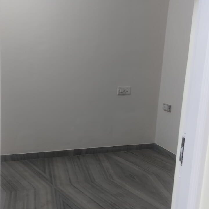 WhatsApp Image 2025-10-30 at 9.51.53 PM (1)