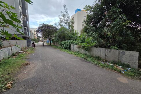 WhatsApp Image 2025-10-31 at 10.01.25 PM (1)