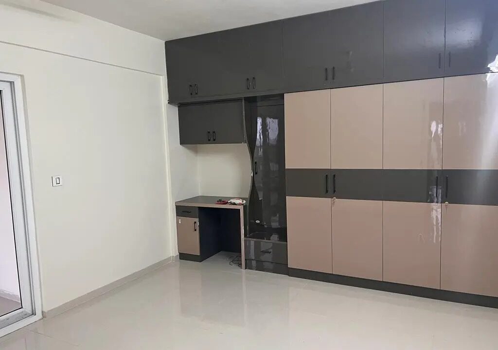 WhatsApp Image 2025-10-31 at 10.58.48 AM (1)