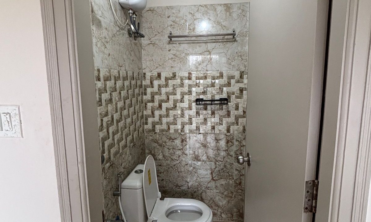 WhatsApp Image 2025-10-31 at 8.02.48 PM (2)