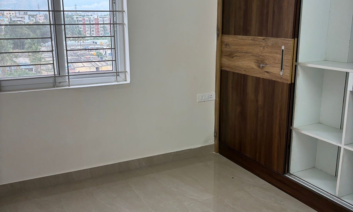 WhatsApp Image 2025-11-01 at 3.27.52 PM (1)