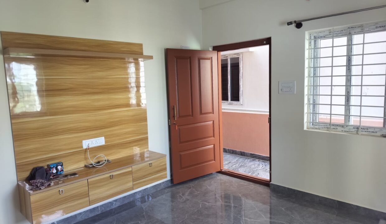 WhatsApp Image 2025-11-01 at 4.14.07 PM (1)