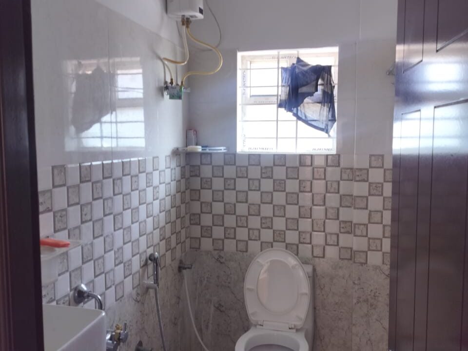 WhatsApp Image 2025-11-01 at 4.14.11 PM (1)