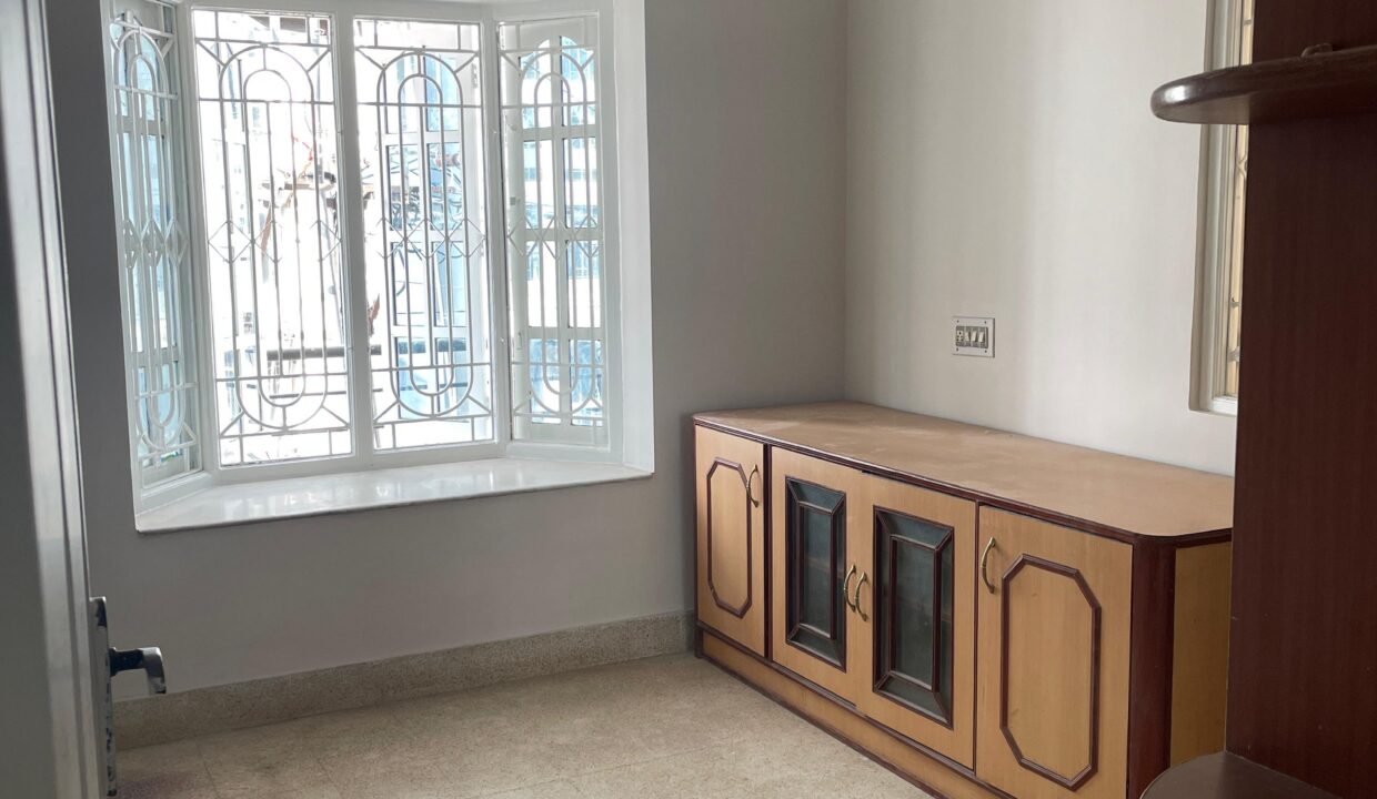 WhatsApp Image 2025-11-03 at 4.19.59 PM (1)