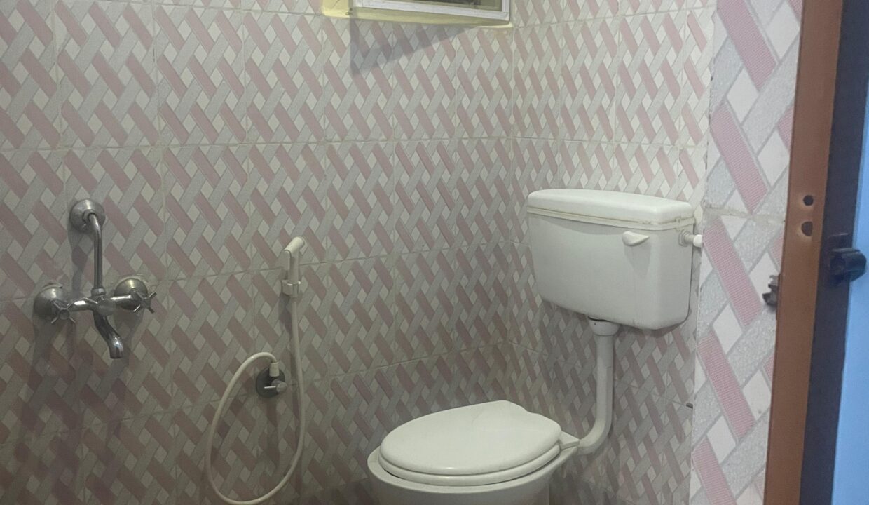 WhatsApp Image 2025-11-04 at 1.10.04 PM (1)