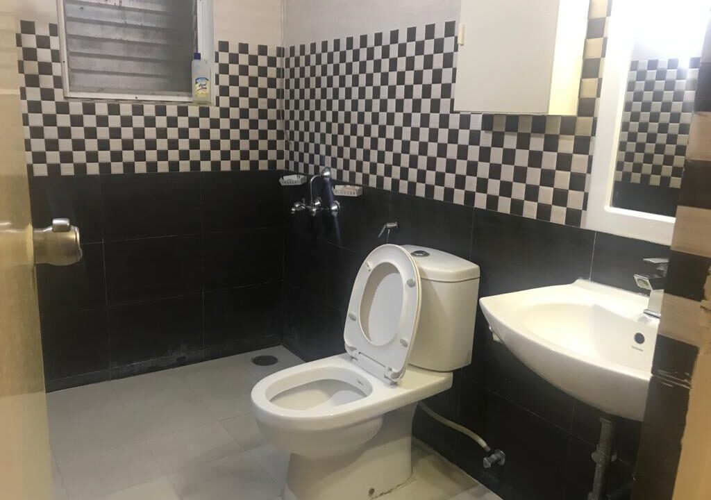 WhatsApp Image 2025-11-04 at 4.15.21 PM (2)