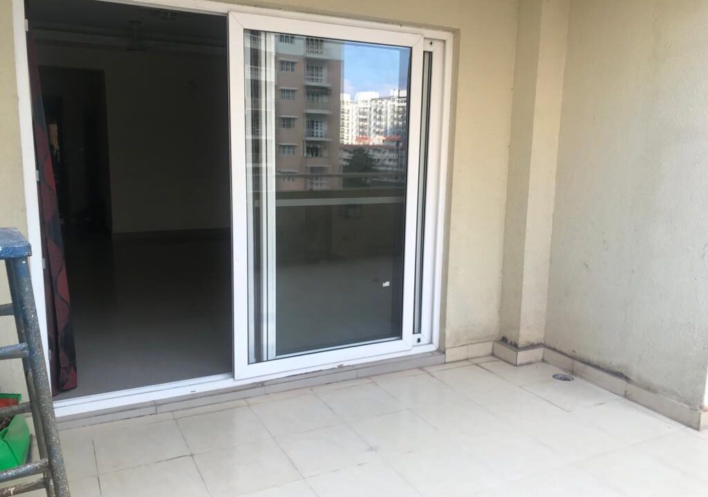 WhatsApp Image 2025-11-04 at 4.15.22 PM (1)