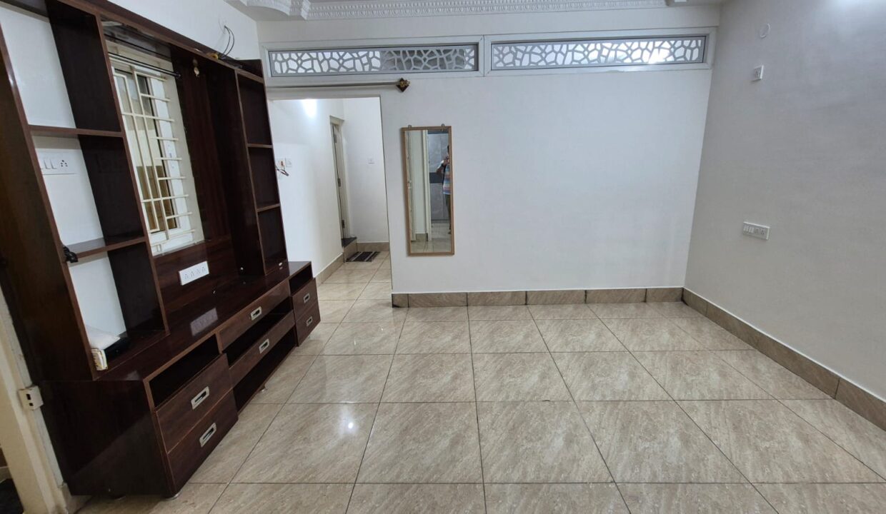 WhatsApp Image 2025-11-04 at 7.49.28 PM (1)