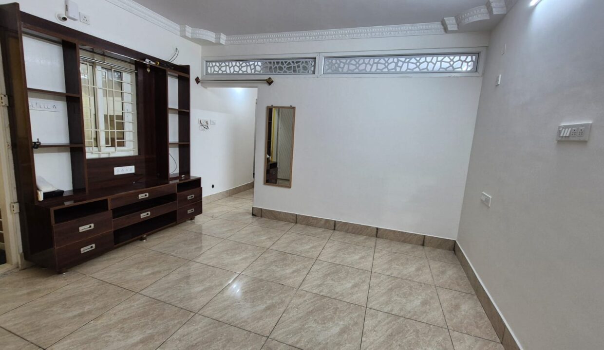 WhatsApp Image 2025-11-04 at 7.49.28 PM (2)