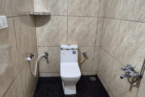 WhatsApp Image 2025-11-04 at 7.49.31 PM (1)