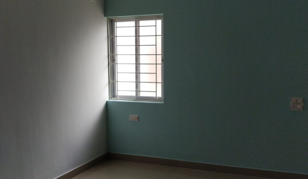 WhatsApp Image 2025-11-05 at 5.05.20 AM (2)