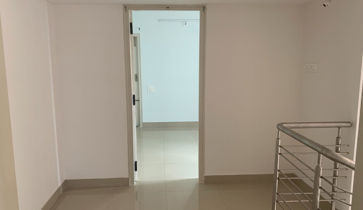 WhatsApp Image 2025-11-05 at 5.05.23 AM (3)