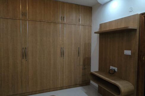 WhatsApp Image 2025-11-05 at 5.31.43 PM (1)