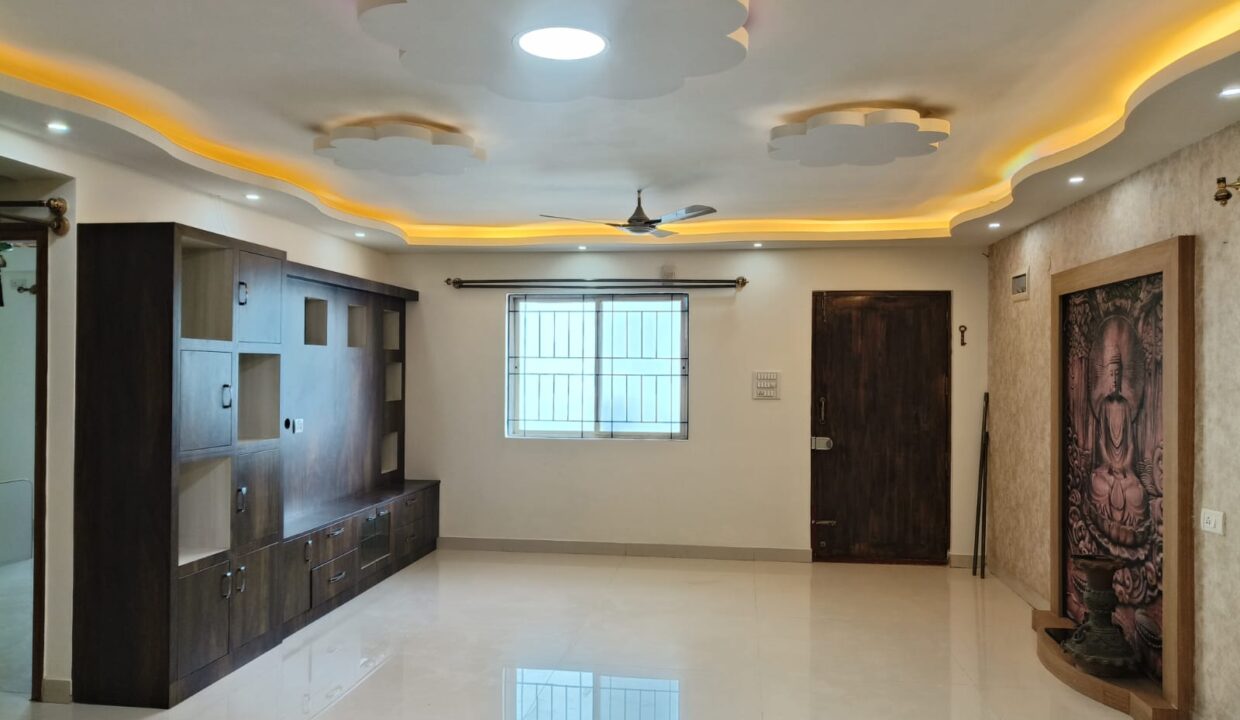 WhatsApp Image 2025-11-05 at 5.31.45 PM (1)