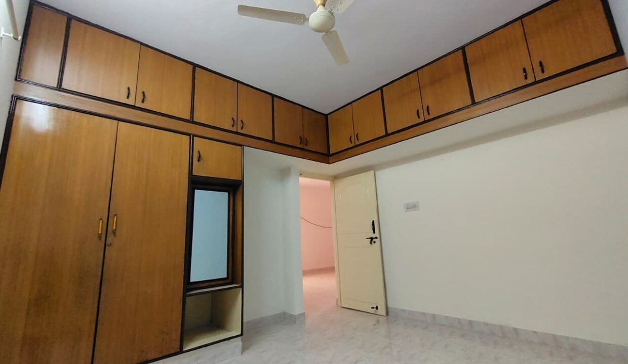 WhatsApp Image 2025-11-05 at 7.08.06 PM