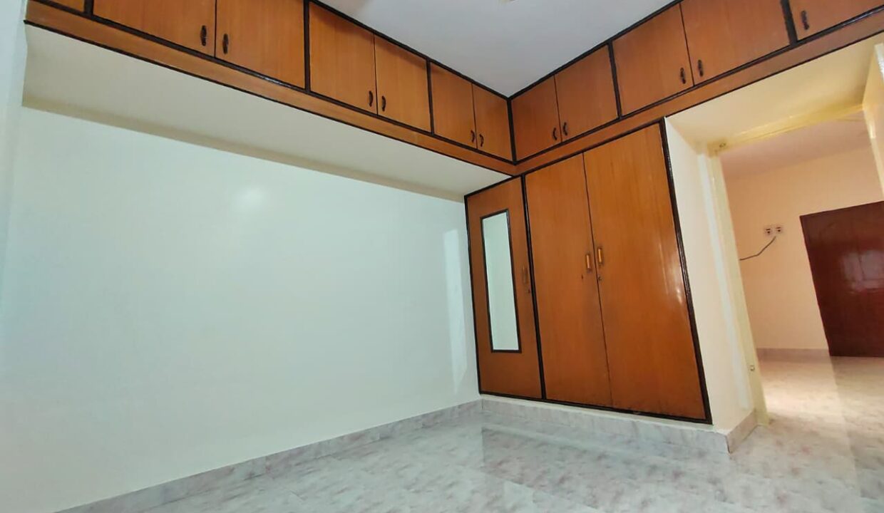 WhatsApp Image 2025-11-05 at 7.08.07 PM