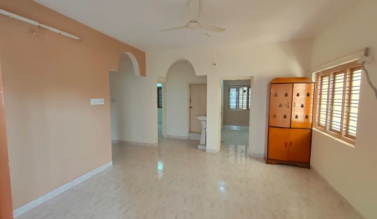 WhatsApp Image 2025-11-05 at 7.08.08 PM