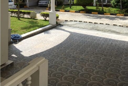 WhatsApp Image 2025-11-06 at 10.05.20 PM