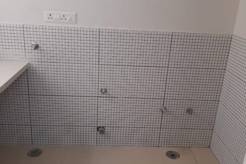 WhatsApp Image 2025-11-06 at 20.04.22 (1)