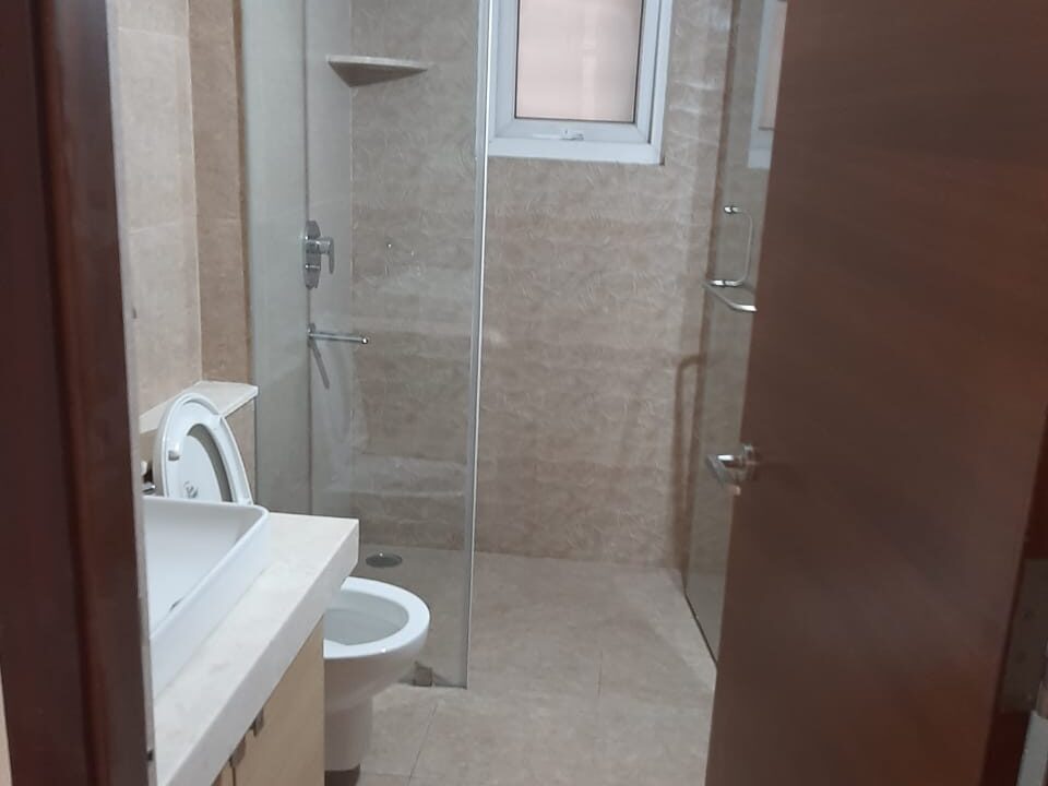 WhatsApp Image 2025-11-06 at 20.04.23