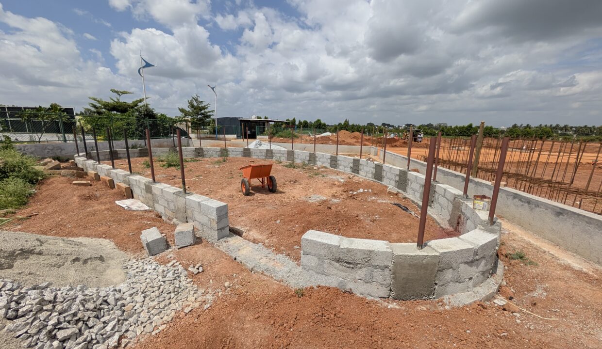 WhatsApp Image 2025-11-06 at 20.21.27 (2)