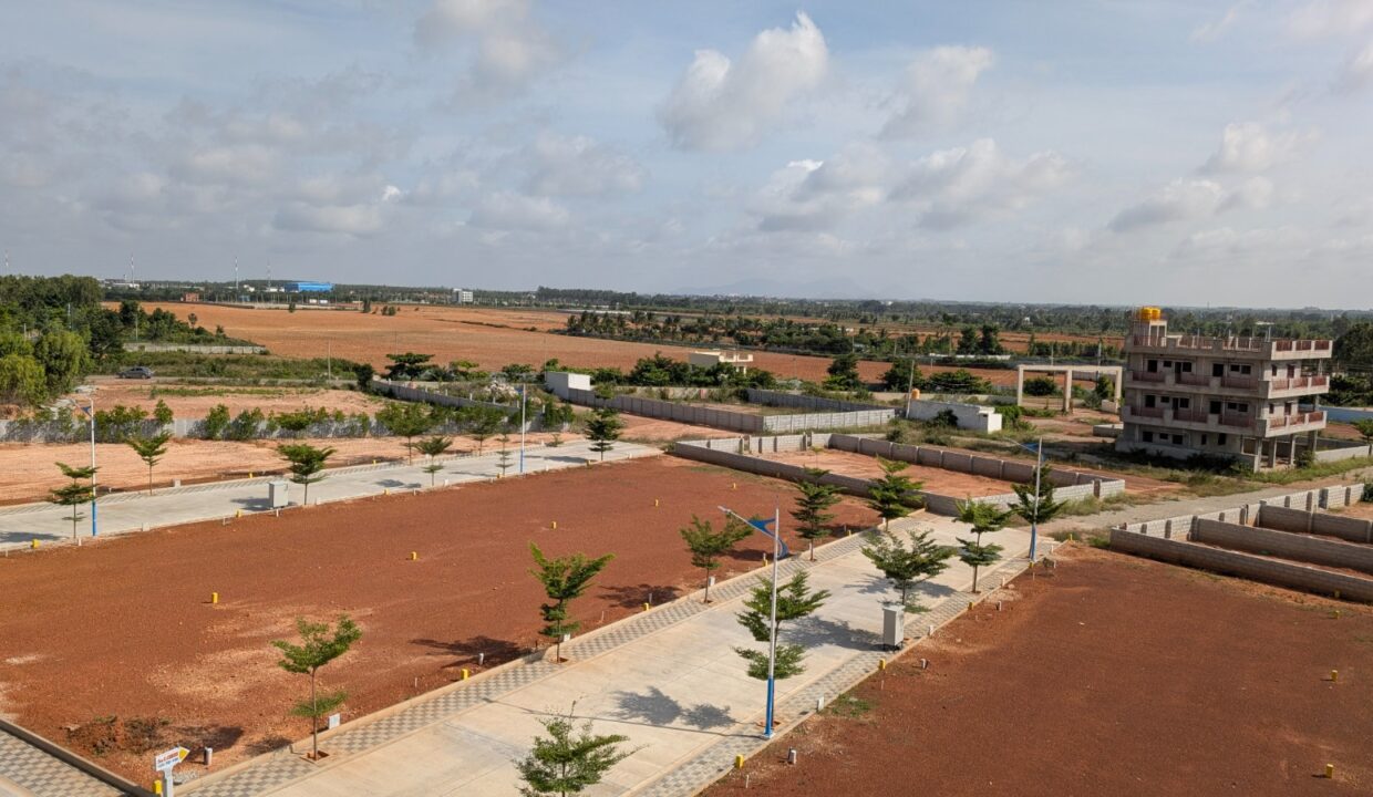 WhatsApp Image 2025-11-06 at 20.21.29 (2)