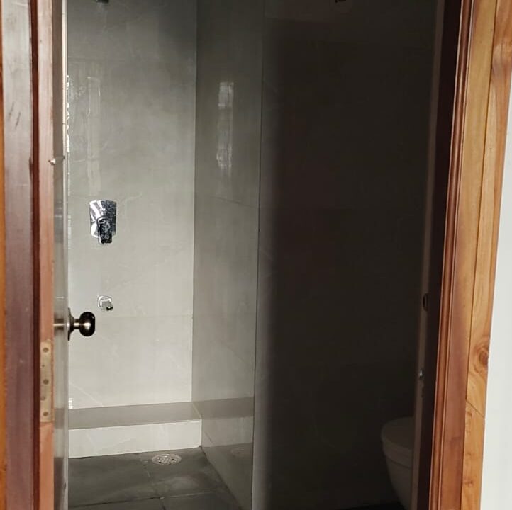 WhatsApp Image 2025-11-07 at 10.13.01 PM