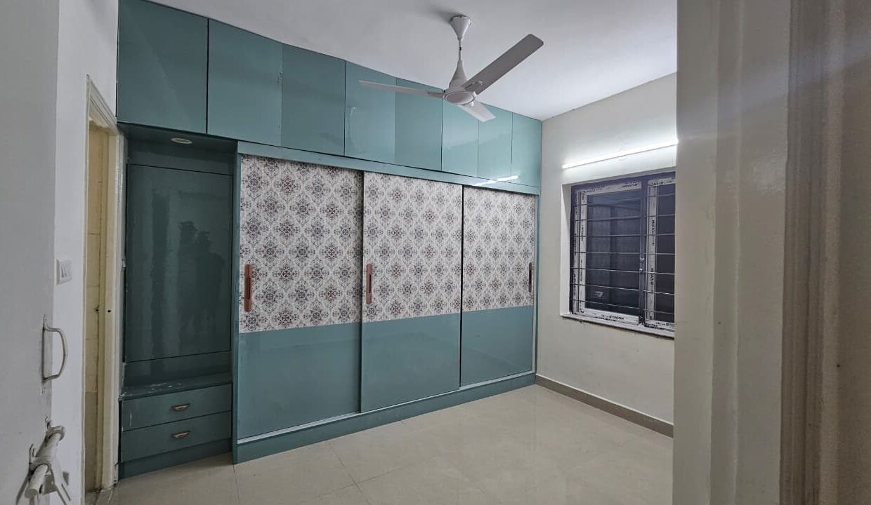 WhatsApp Image 2025-11-07 at 9.12.50 PM (1)