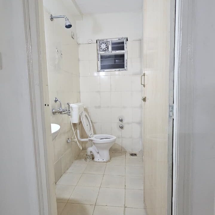 WhatsApp Image 2025-11-07 at 9.12.50 PM (3)