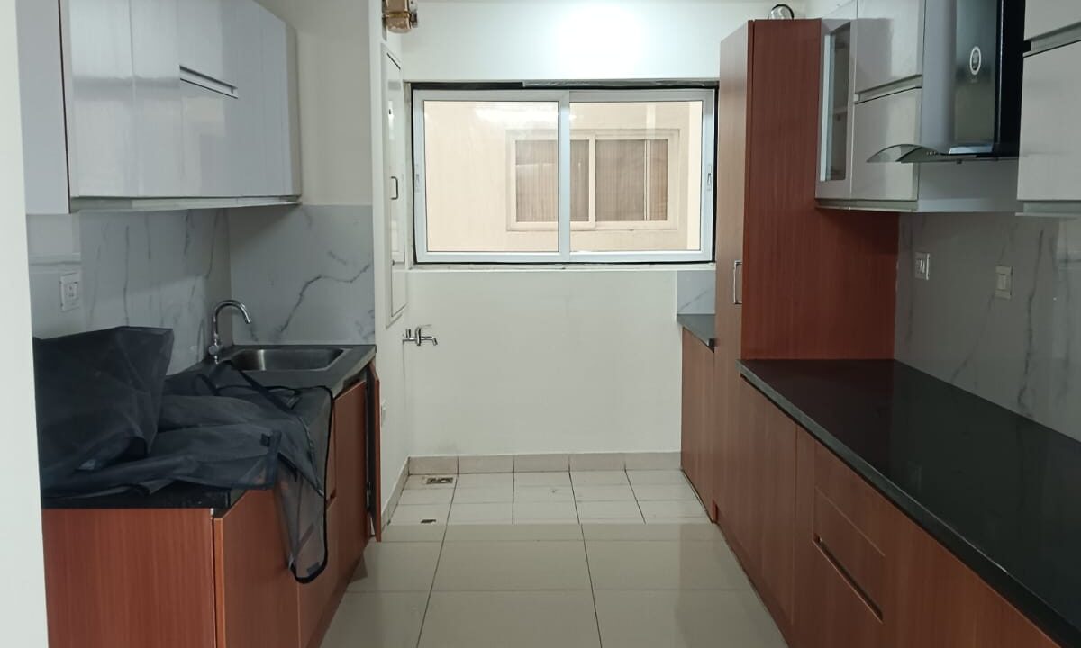 WhatsApp Image 2025-11-08 at 1.18.59 PM (1)