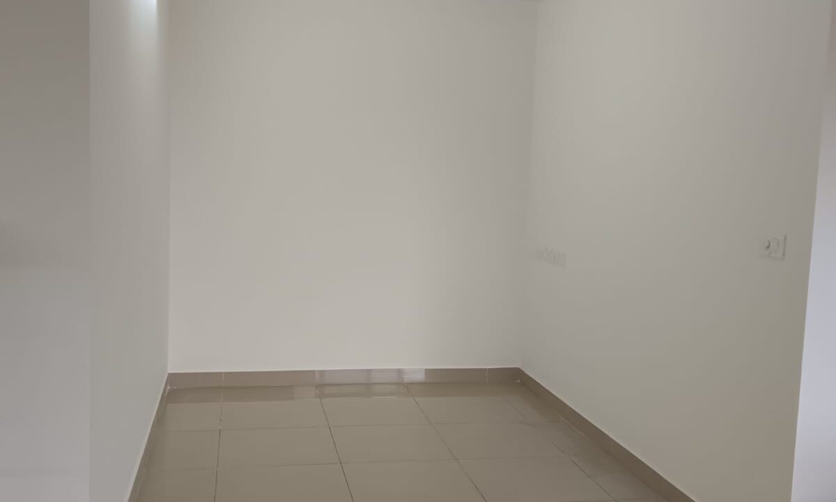 WhatsApp Image 2025-11-08 at 1.19.01 PM (1)