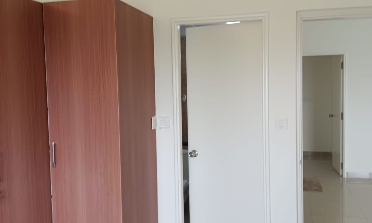 WhatsApp Image 2025-11-08 at 1.19.01 PM (3)