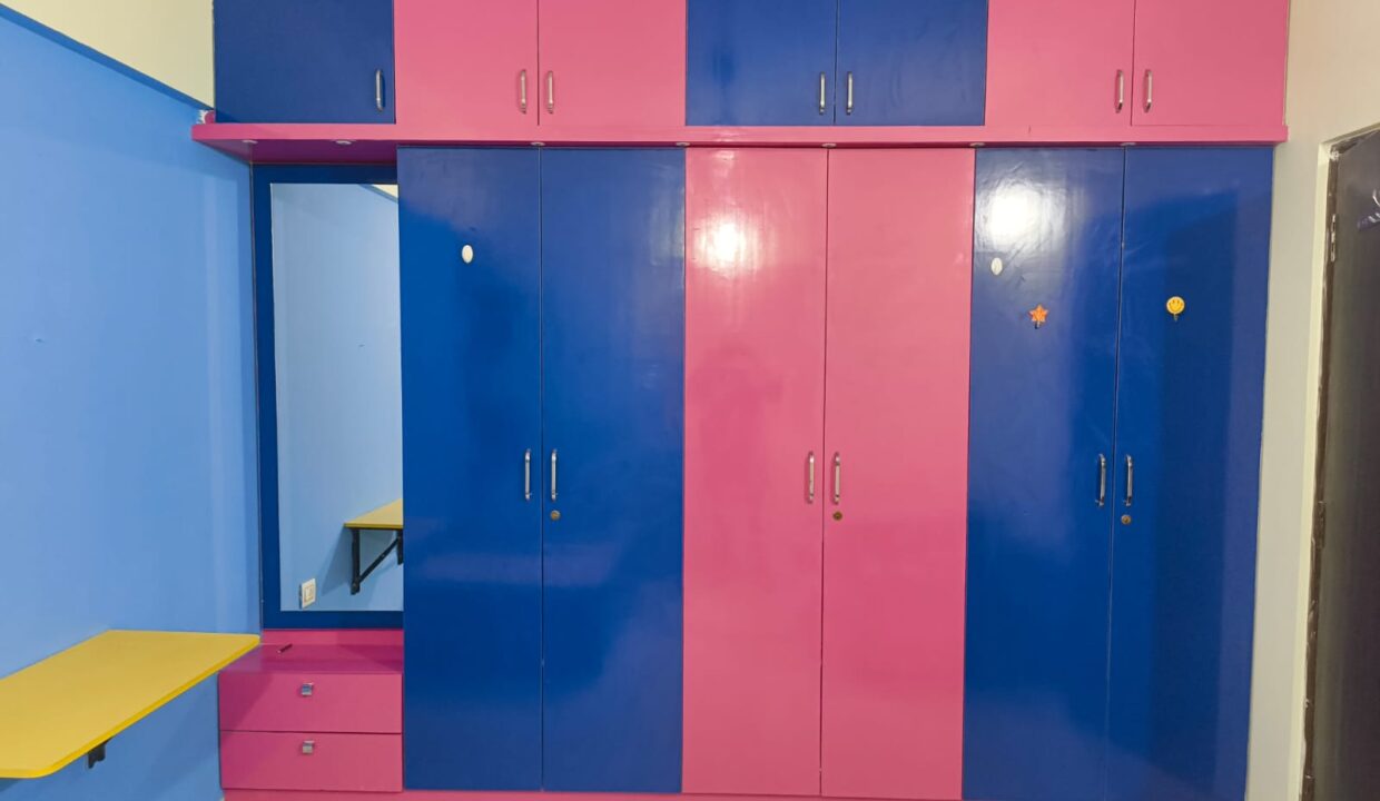 WhatsApp Image 2025-11-08 at 1.53.48 PM (2)