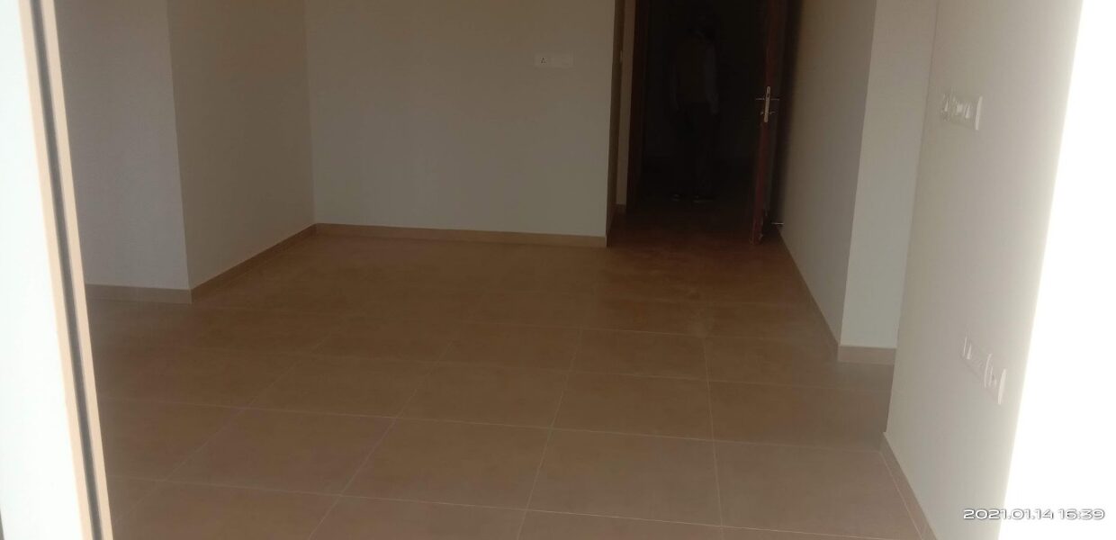 WhatsApp Image 2025-11-12 at 9.05.17 PM (1)