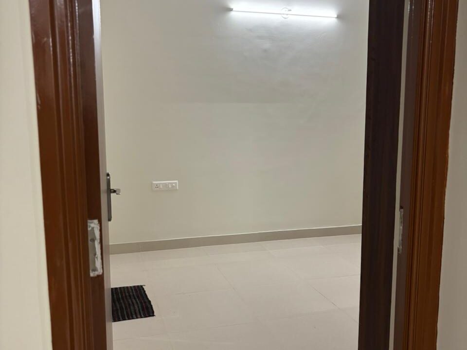 WhatsApp Image 2025-11-13 at 10.47.05 AM