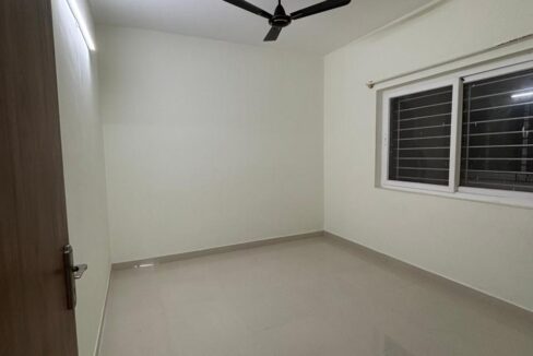 WhatsApp Image 2025-11-13 at 10.47.07 AM (1)