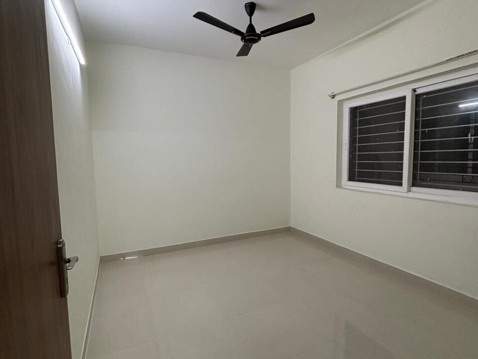 WhatsApp Image 2025-11-13 at 10.47.07 AM (1)