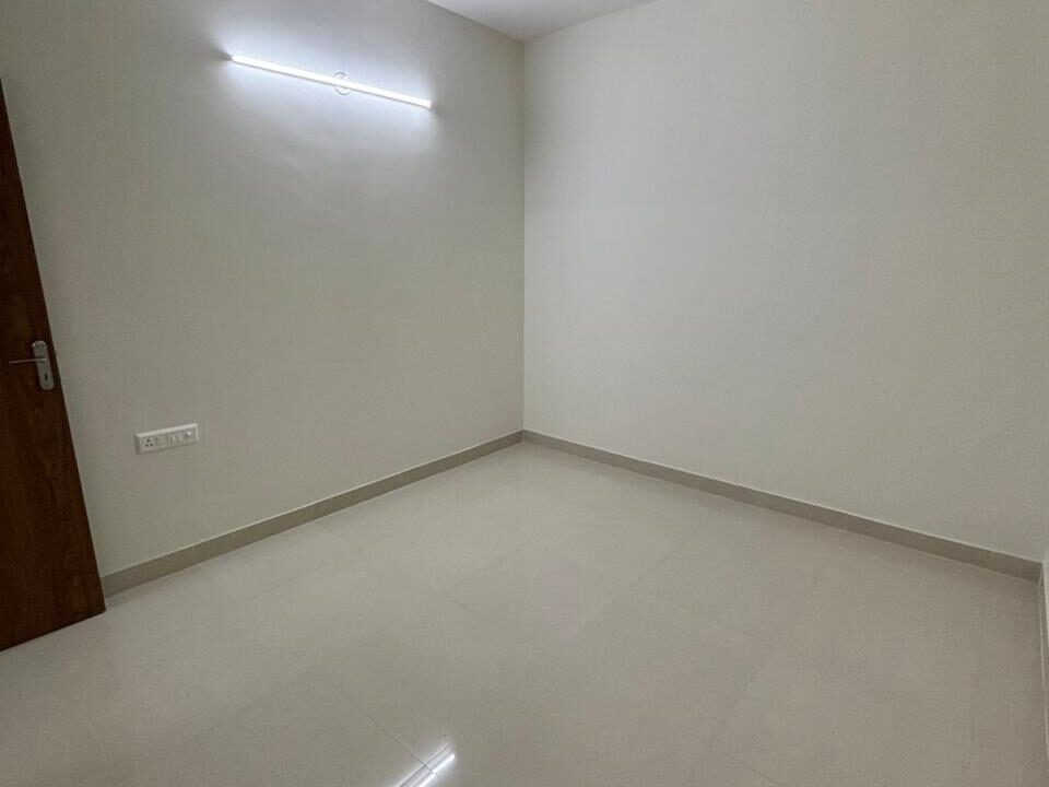 WhatsApp Image 2025-11-13 at 10.47.09 AM