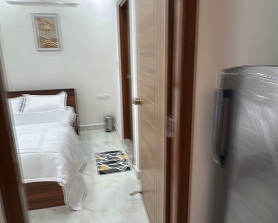 WhatsApp Image 2025-11-13 at 7.58.15 PM (1)