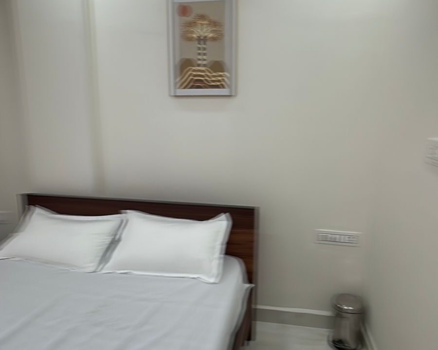 WhatsApp Image 2025-11-13 at 7.58.16 PM (1)