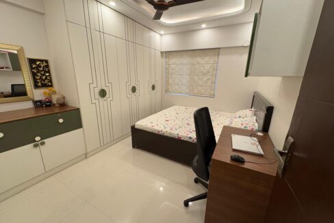 WhatsApp Image 2025-11-15 at 10.35.58 AM (2)