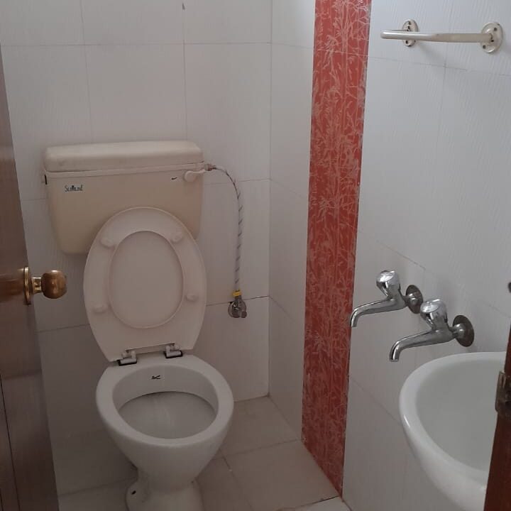 WhatsApp Image 2025-11-20 at 3.33.34 PM (1)