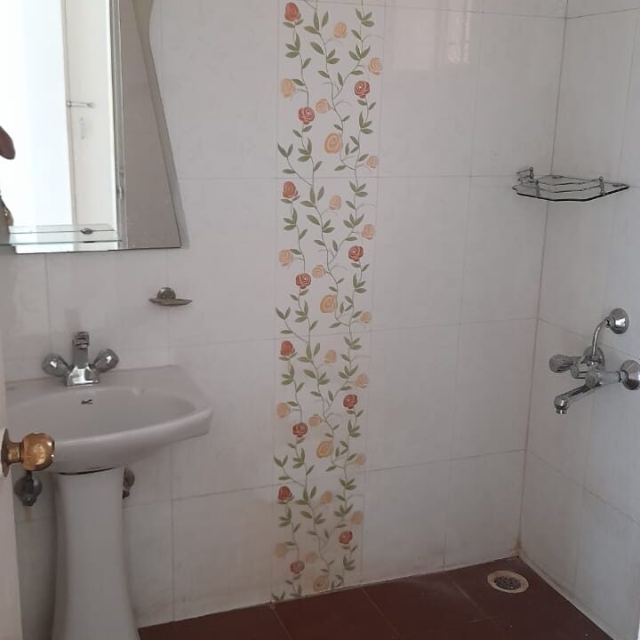 WhatsApp Image 2025-11-20 at 3.33.36 PM (1)