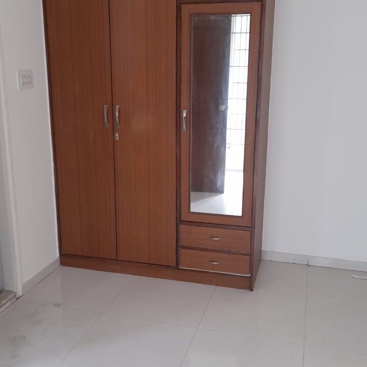 WhatsApp Image 2025-11-20 at 3.33.36 PM (2)