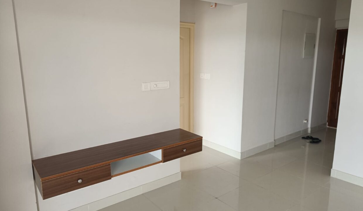 WhatsApp Image 2025-11-21 at 4.41.56 PM (1)